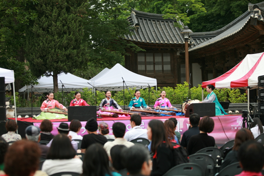 2013마카모데두드려라018.JPG